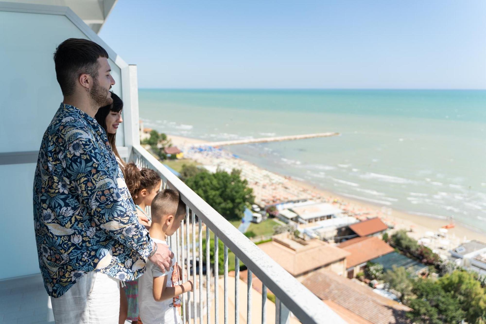 Hermitage Hotel Silvi Marina Dış mekan fotoğraf