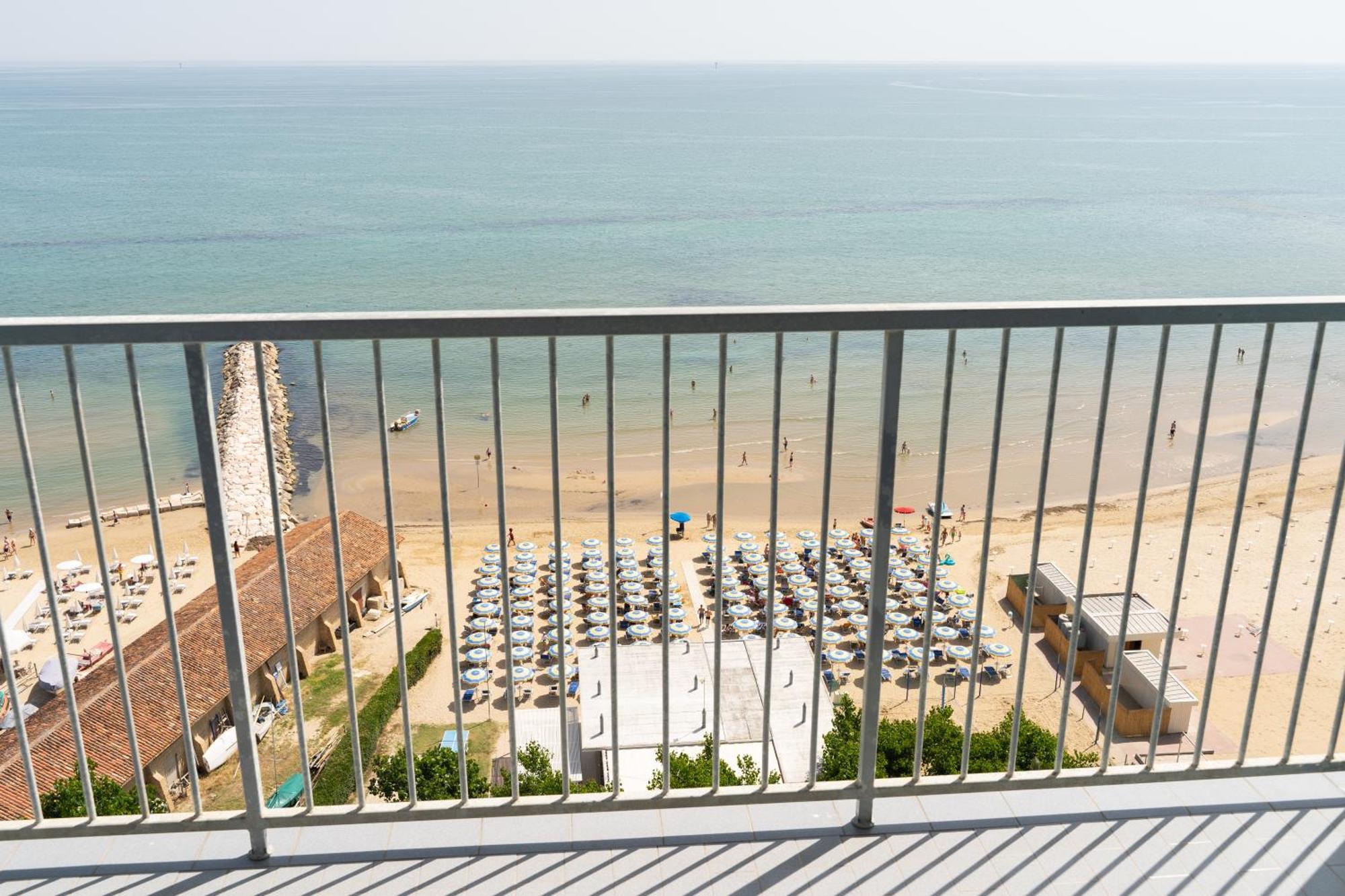 Hermitage Hotel Silvi Marina Dış mekan fotoğraf